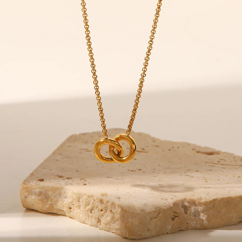 Yulia Necklace