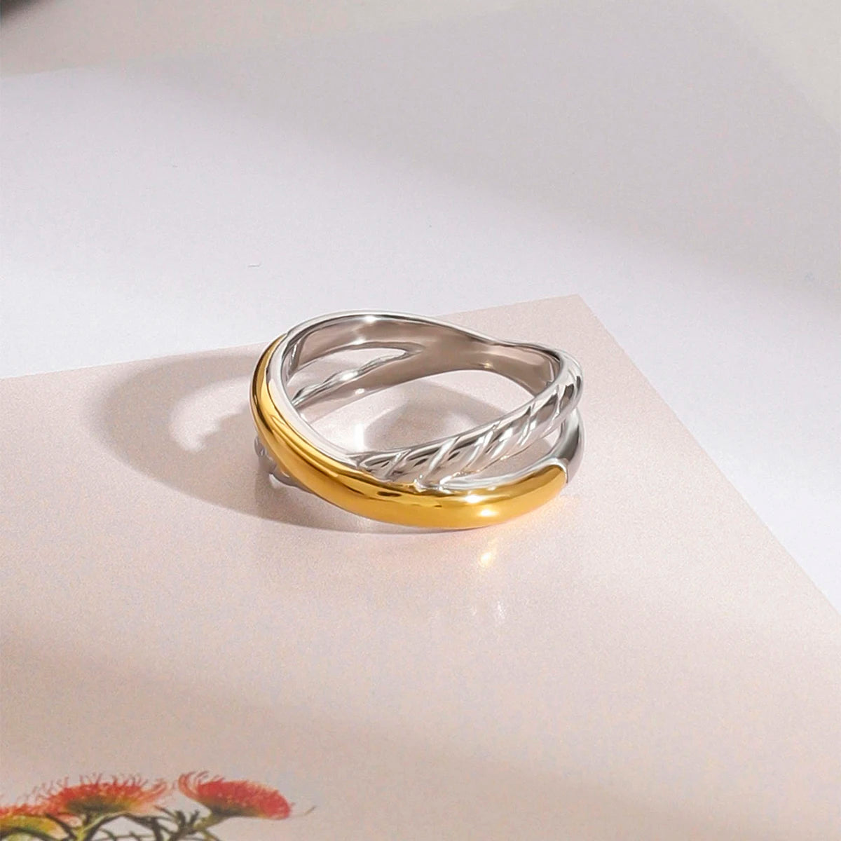 Lotera Ring