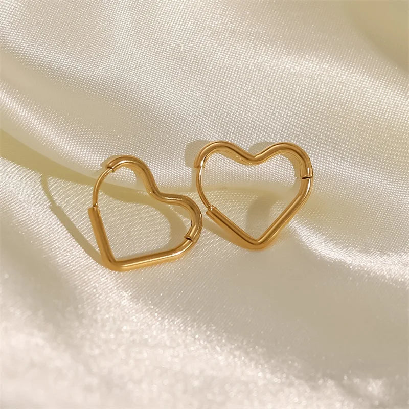 Yulia Earring