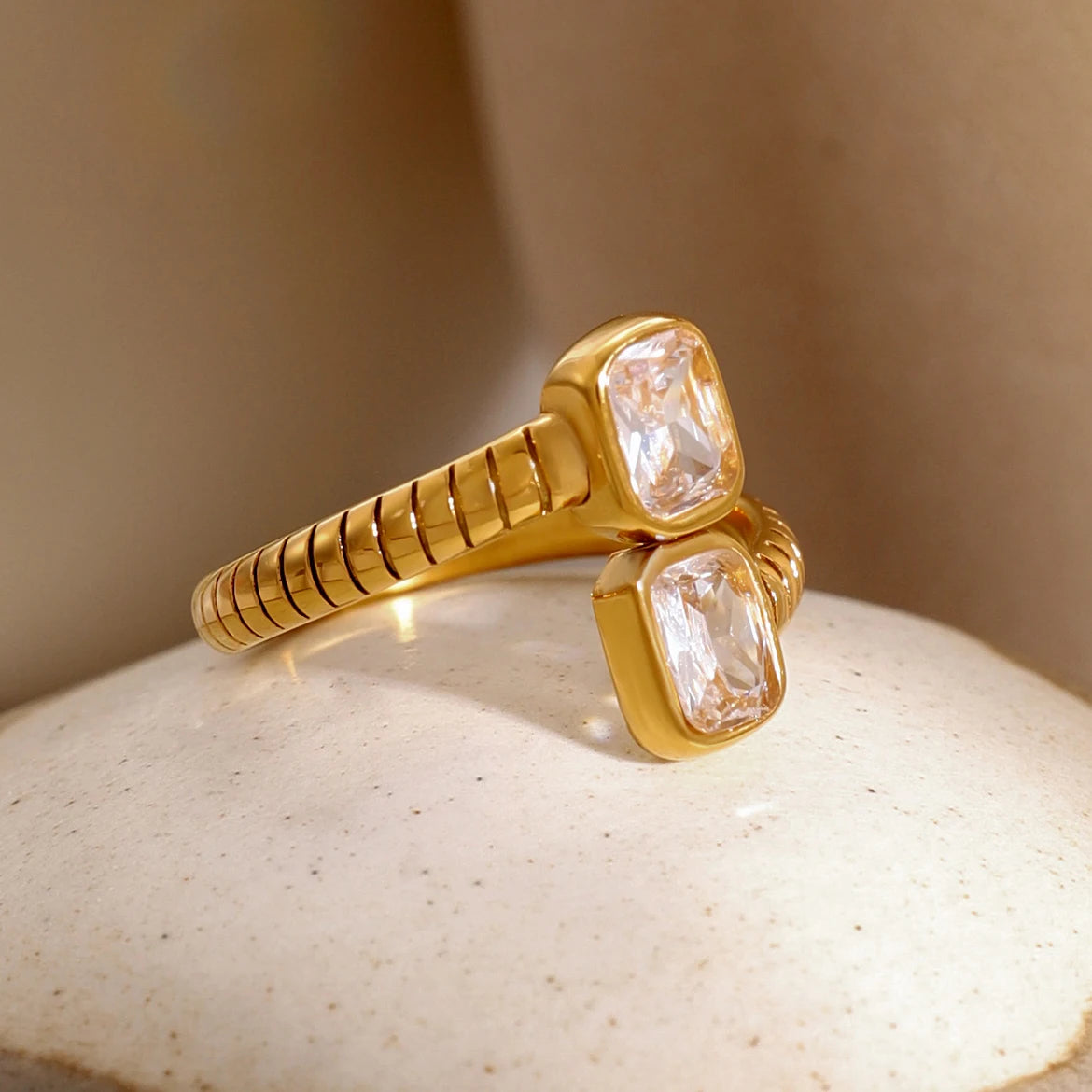 Hioshi Ring
