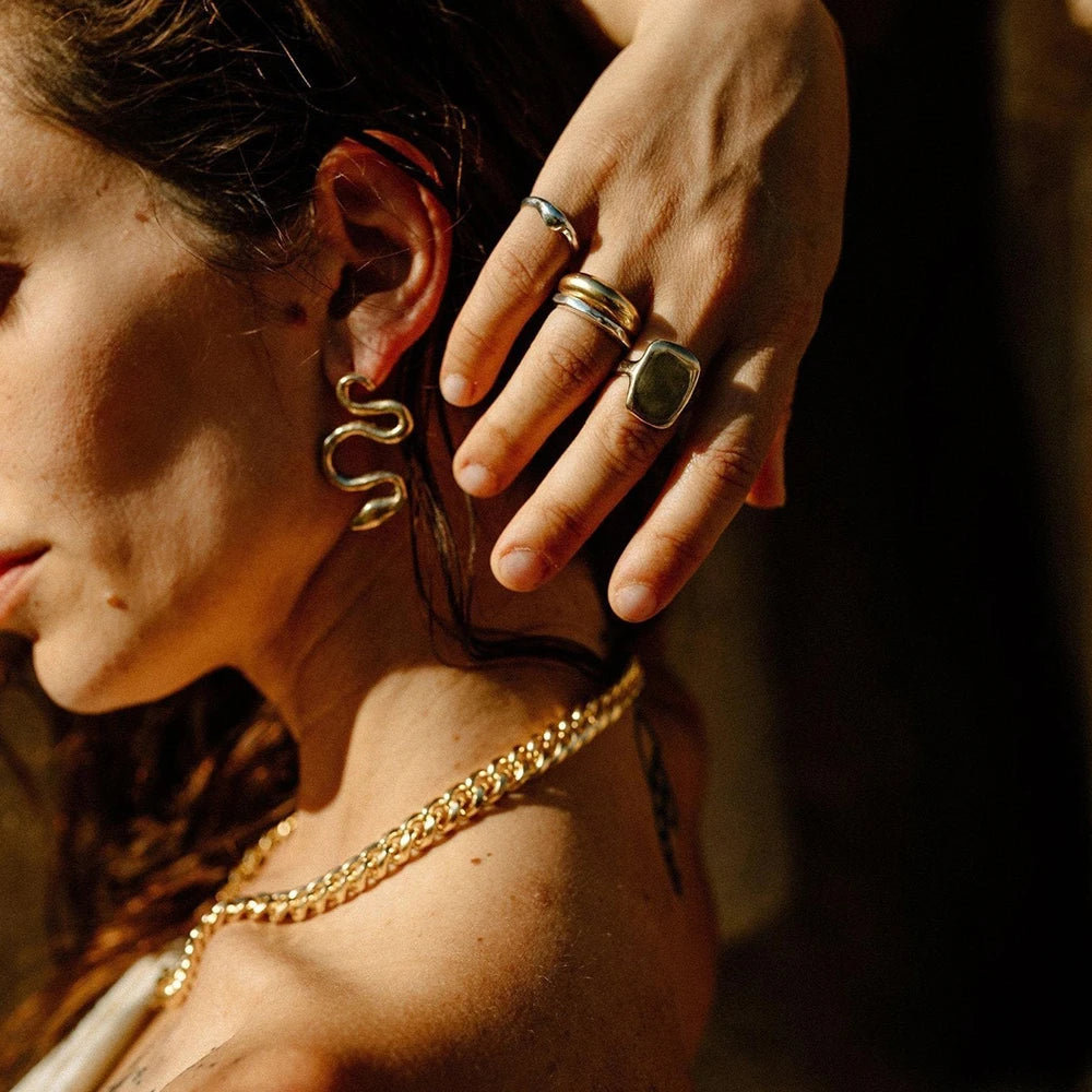 Valeriano Earrings