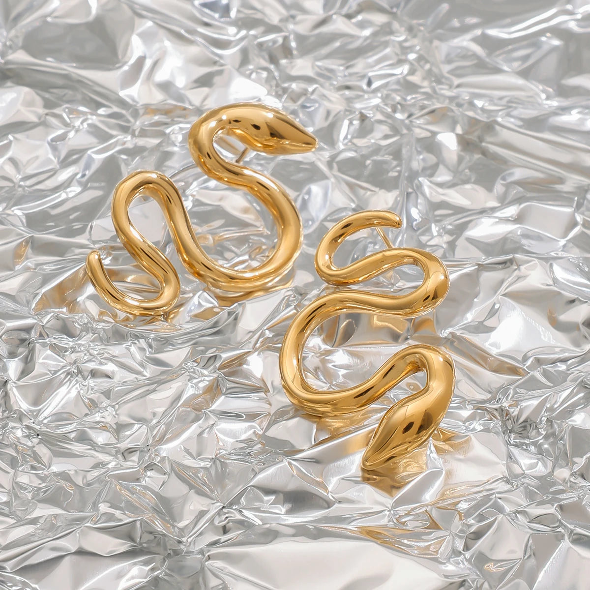 Valeriano Earrings