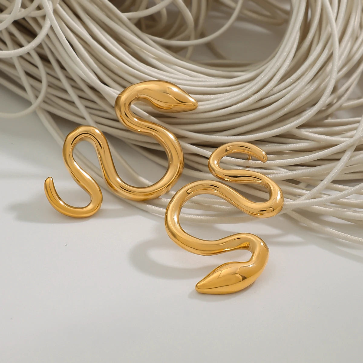 Valeriano Earrings